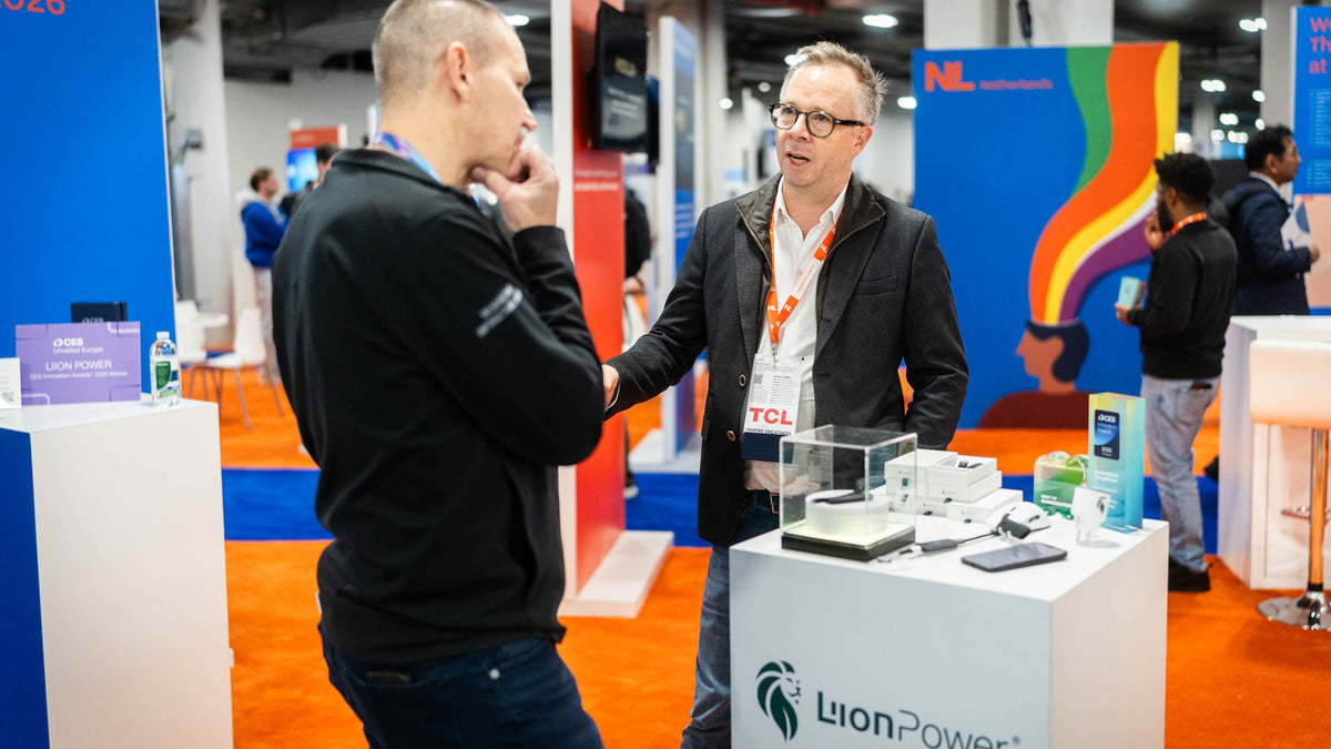 Conversation at the Liion Power stand at CES 2026
